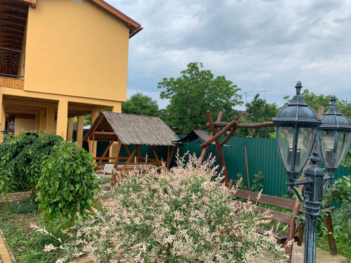 Міні Готель Вілла Вікторія Berehowe Exterior foto